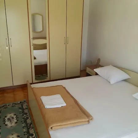 Apartman Marinov * Primošten